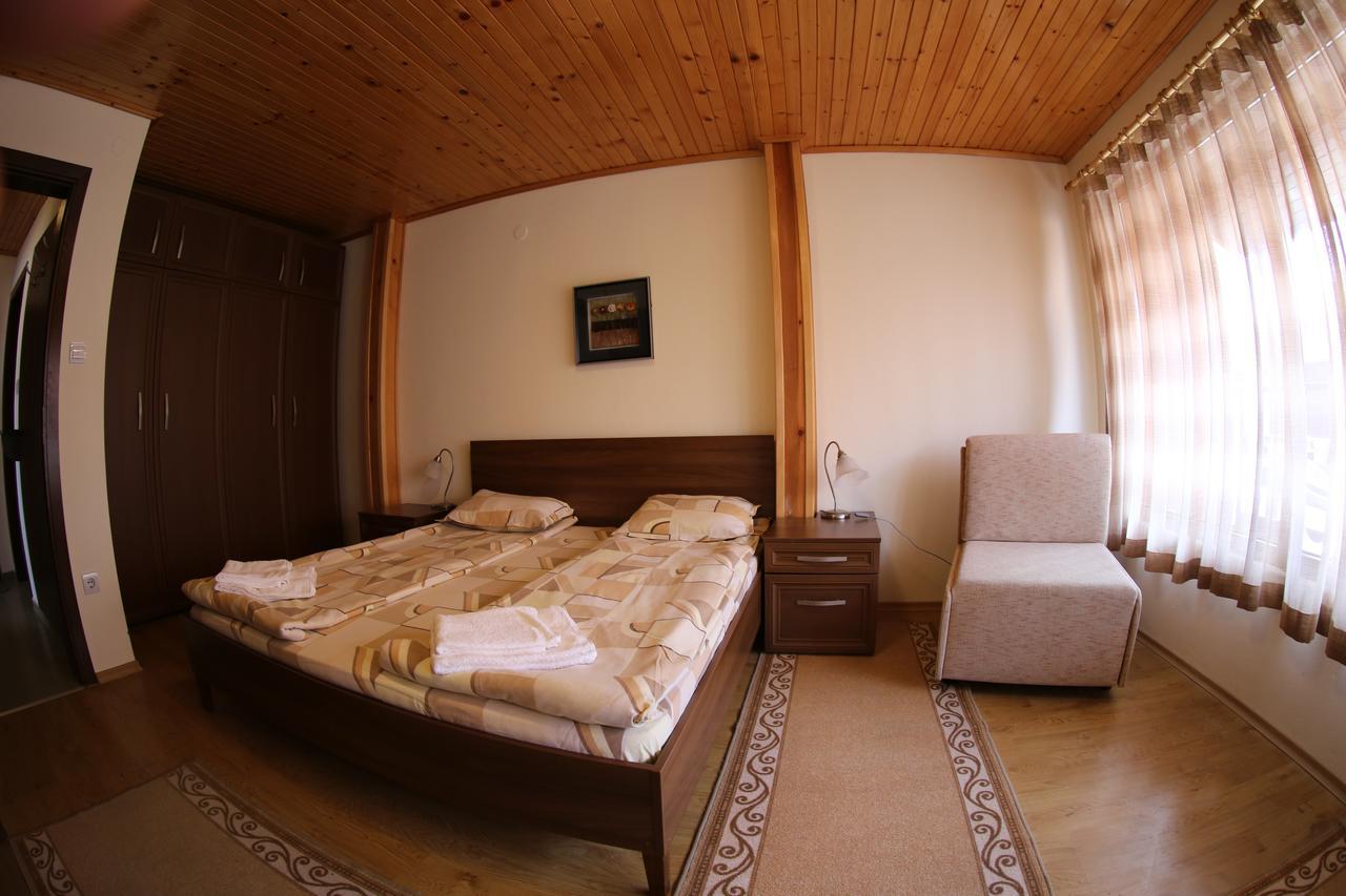 Aurora Guest House Nesebar Exterior photo